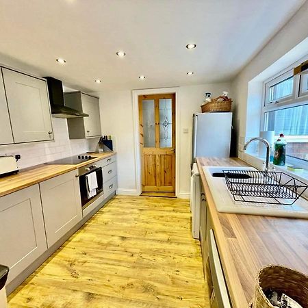Spacious 3 Bedroom Retreat For Professionals Kingston upon Hull Luaran gambar
