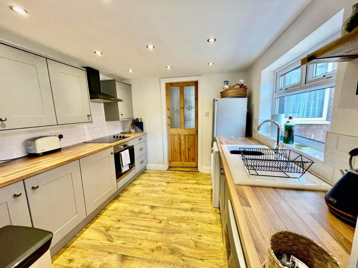 Spacious 3 Bedroom Retreat For Professionals Kingston upon Hull Luaran gambar