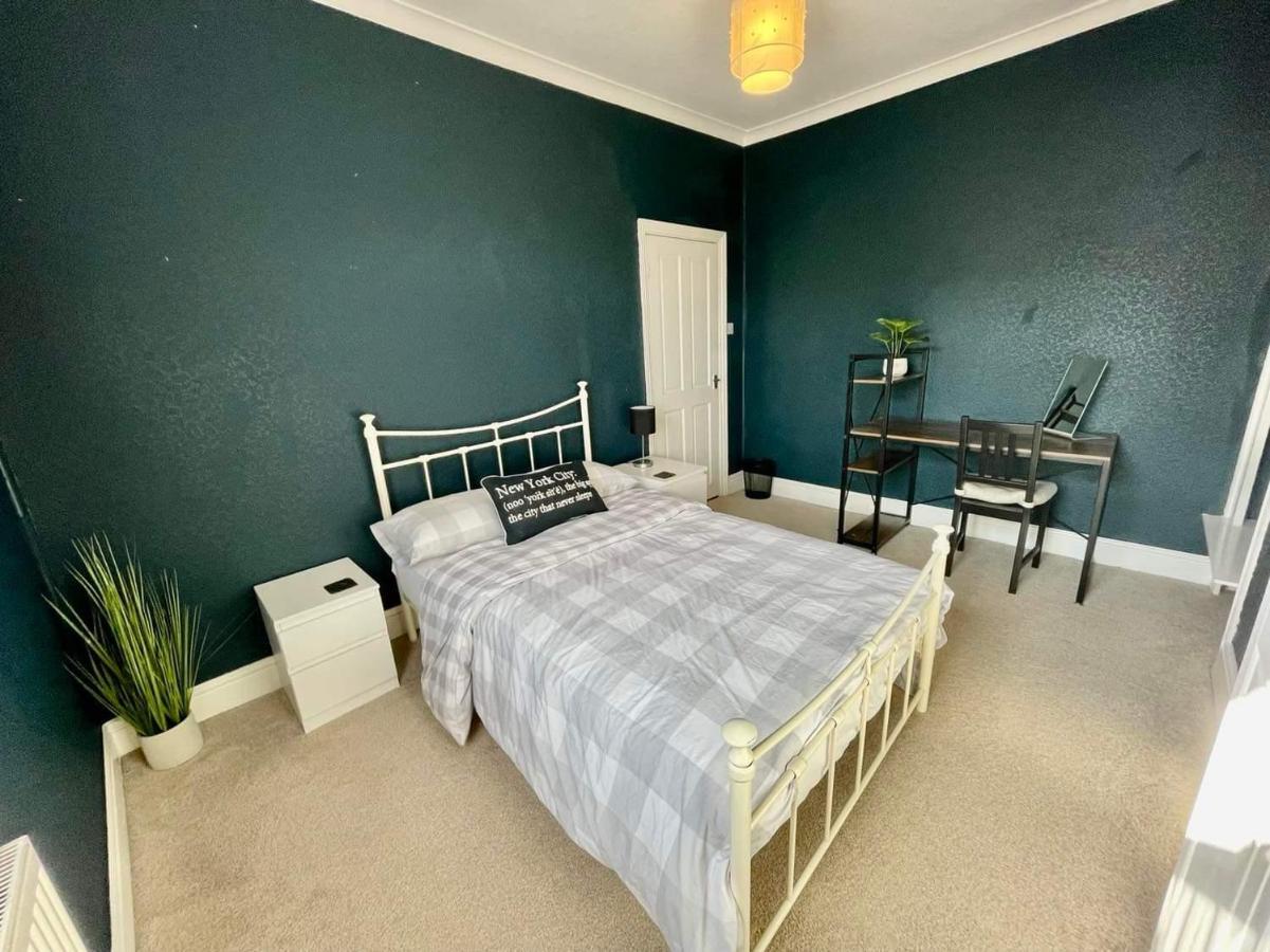 Spacious 3 Bedroom Retreat For Professionals Kingston upon Hull Luaran gambar
